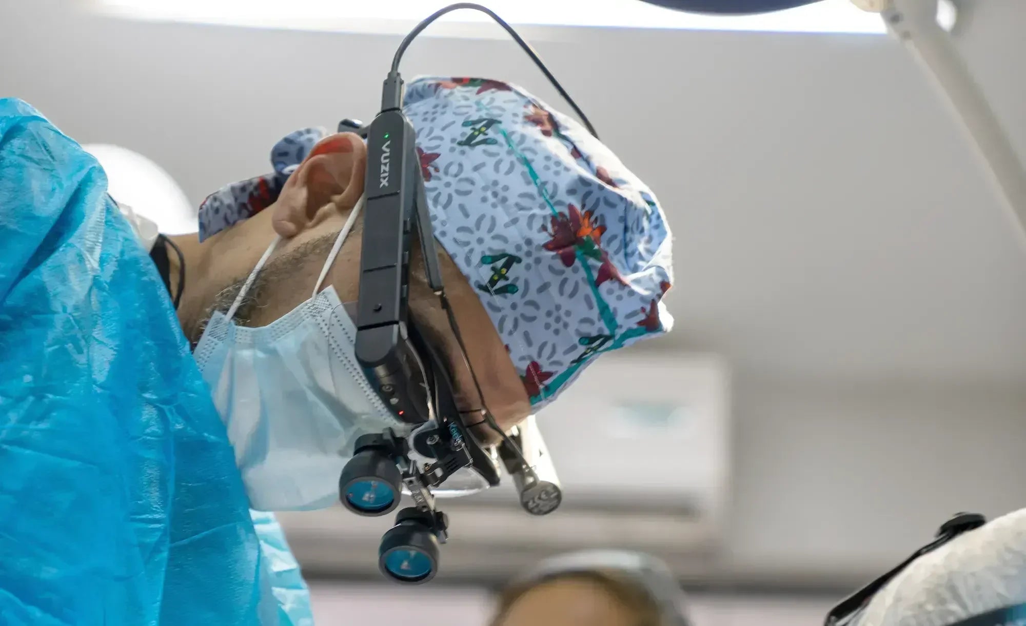 Vuzix Donates Smart Glasses for Use in Ukraine to Support the Assisted Treatment of the Wounded
