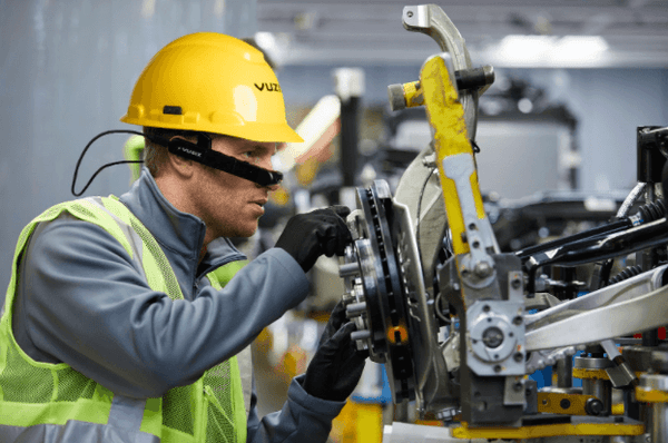 Field Service Pros and Smart Glasses a Natural Fit – White Paper